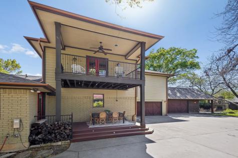 1572 Stemmons Avenue Dallas TX 75208