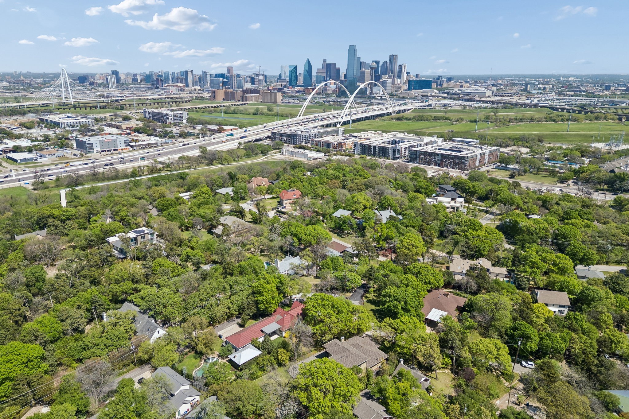 1572 Stemmons Avenue Dallas TX 75208