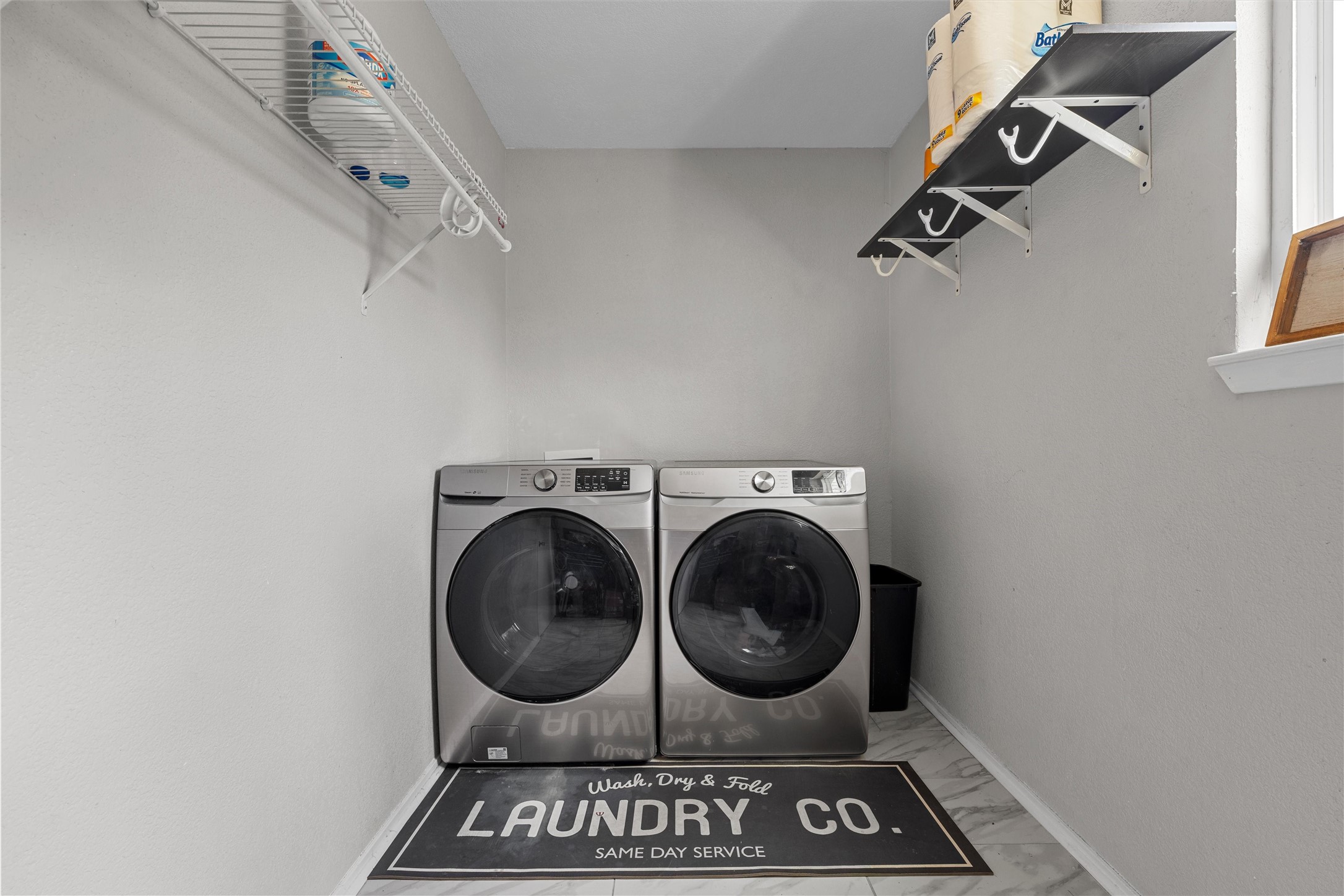 128 E Johnson Street Hewitt TX 76643