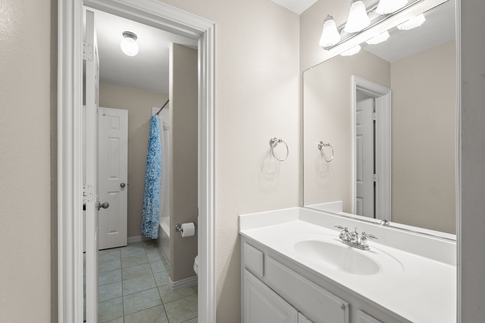 2832 Hidden Knoll Trail Frisco TX 75034