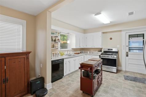 609 E Elm Street Hillsboro TX 76645
