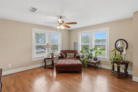 609 E Elm Street Hillsboro TX 76645