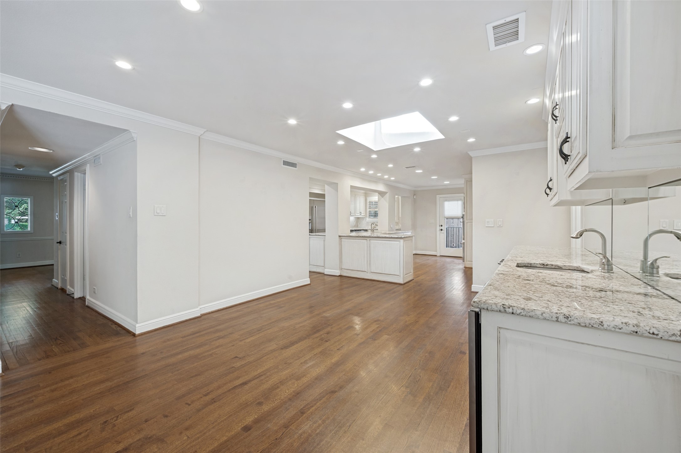 4678 Beverly Drive Highland Park TX 75209