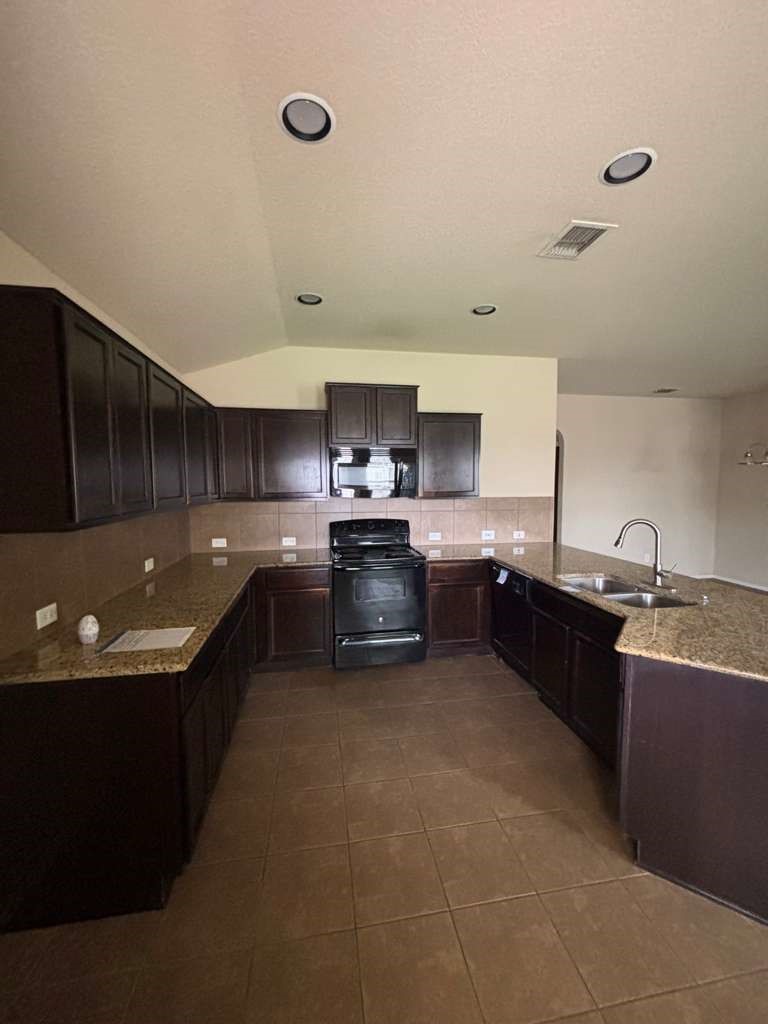 11507 N Peak San Antonio TX 78245