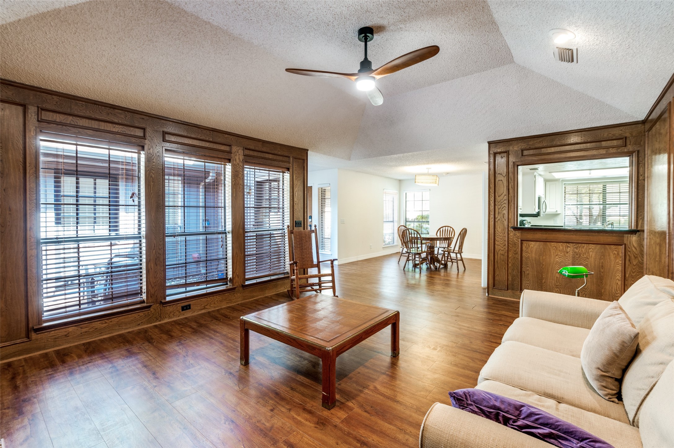 14813 Sopras Circle Addison TX 75001