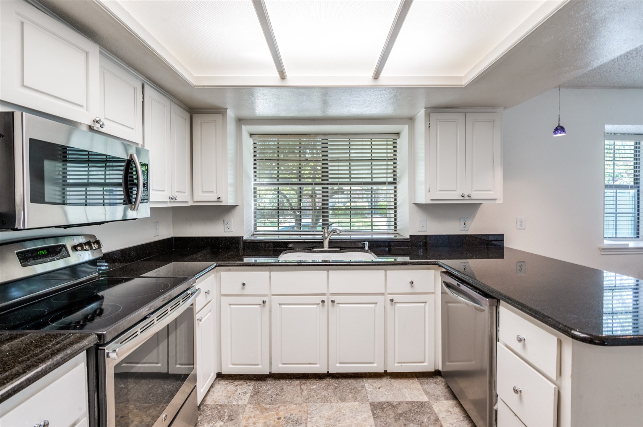 14813 Sopras Circle Addison TX 75001
