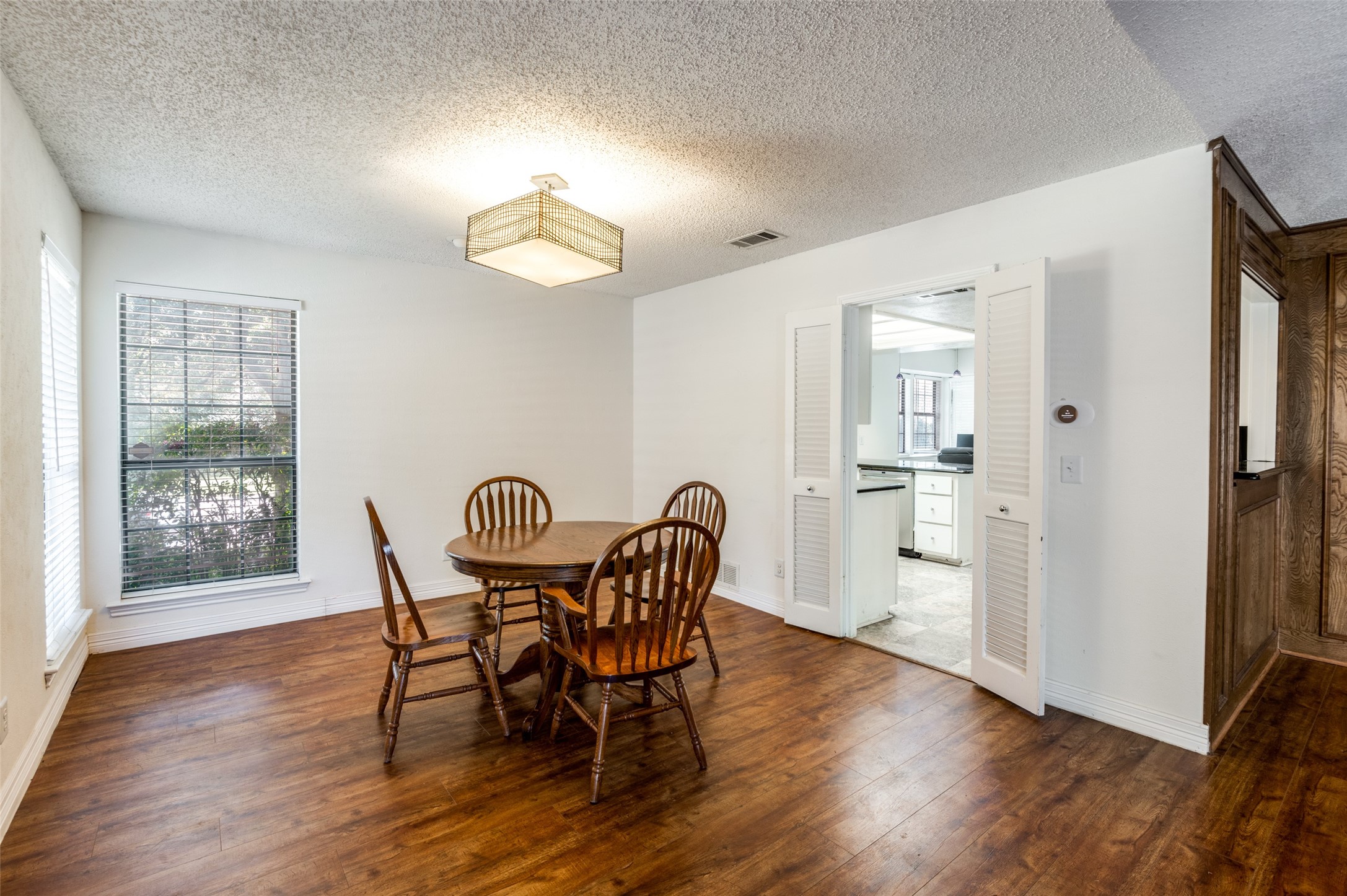 14813 Sopras Circle Addison TX 75001