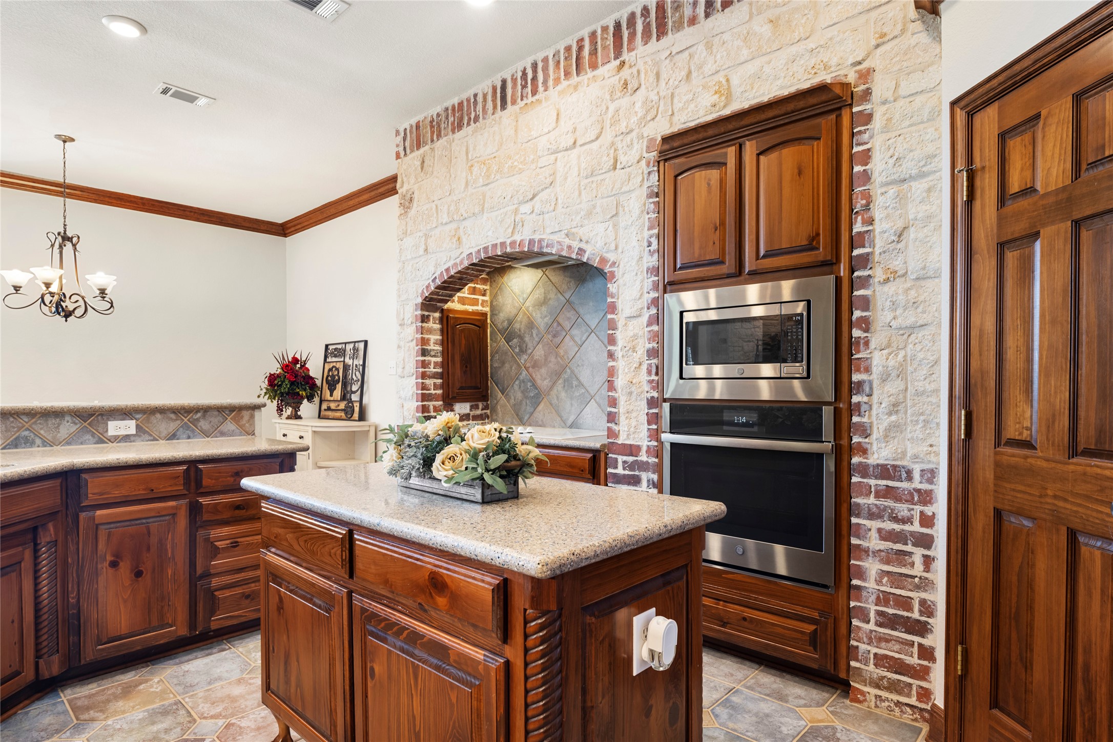 8470 Steeplechase Circle Argyle TX 76226