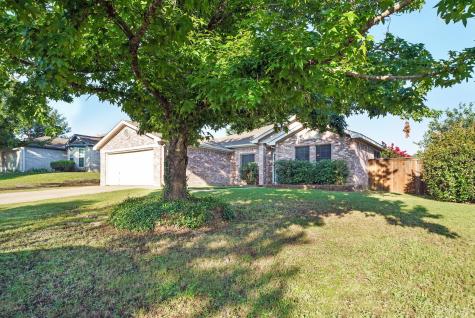 225 Cardinal Court Weatherford TX 76086