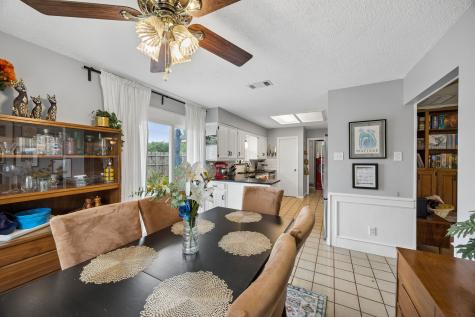 722 Royal Oaks Drive Garland TX 75040