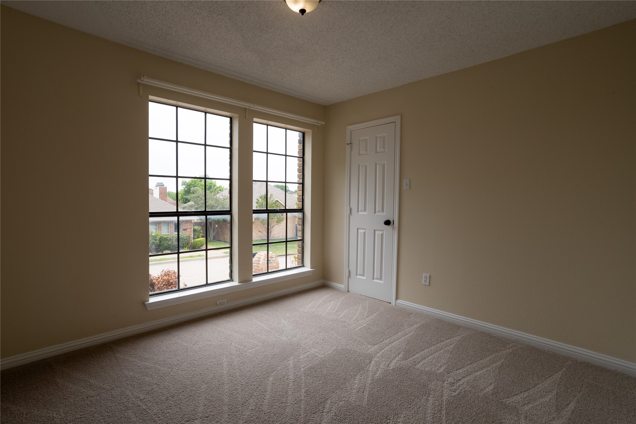 2708 Dali Drive Dallas TX 75287
