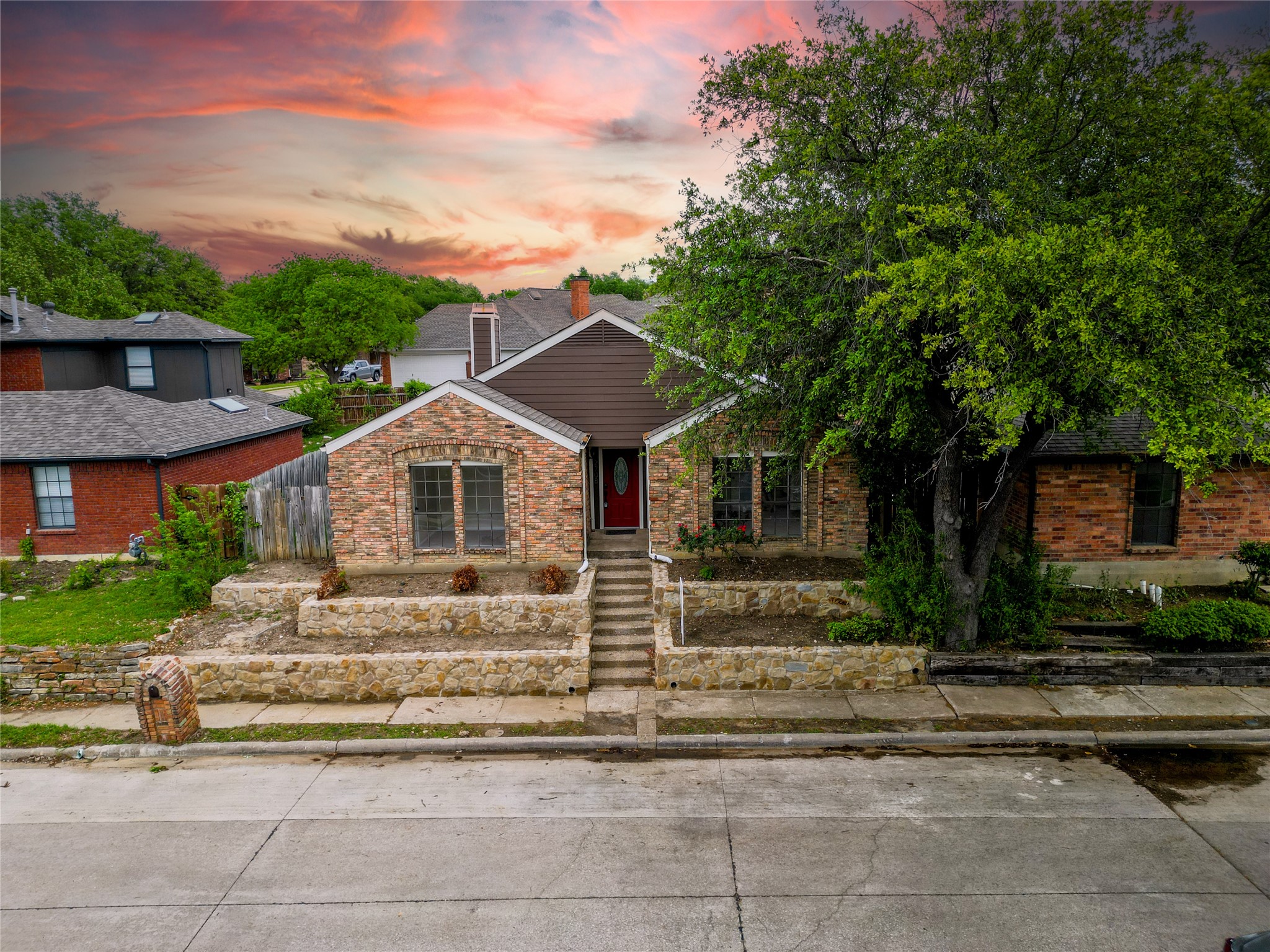 2708 Dali Drive Dallas TX 75287