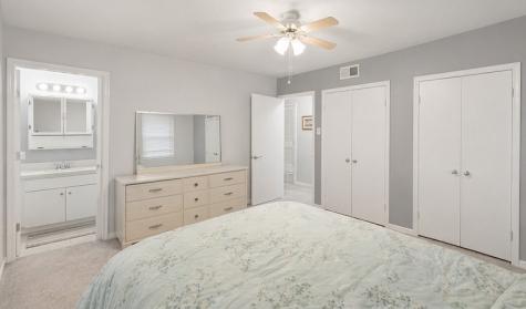 1715 Bradford Drive Arlington TX 76010