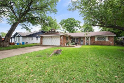 1715 Bradford Drive Arlington TX 76010