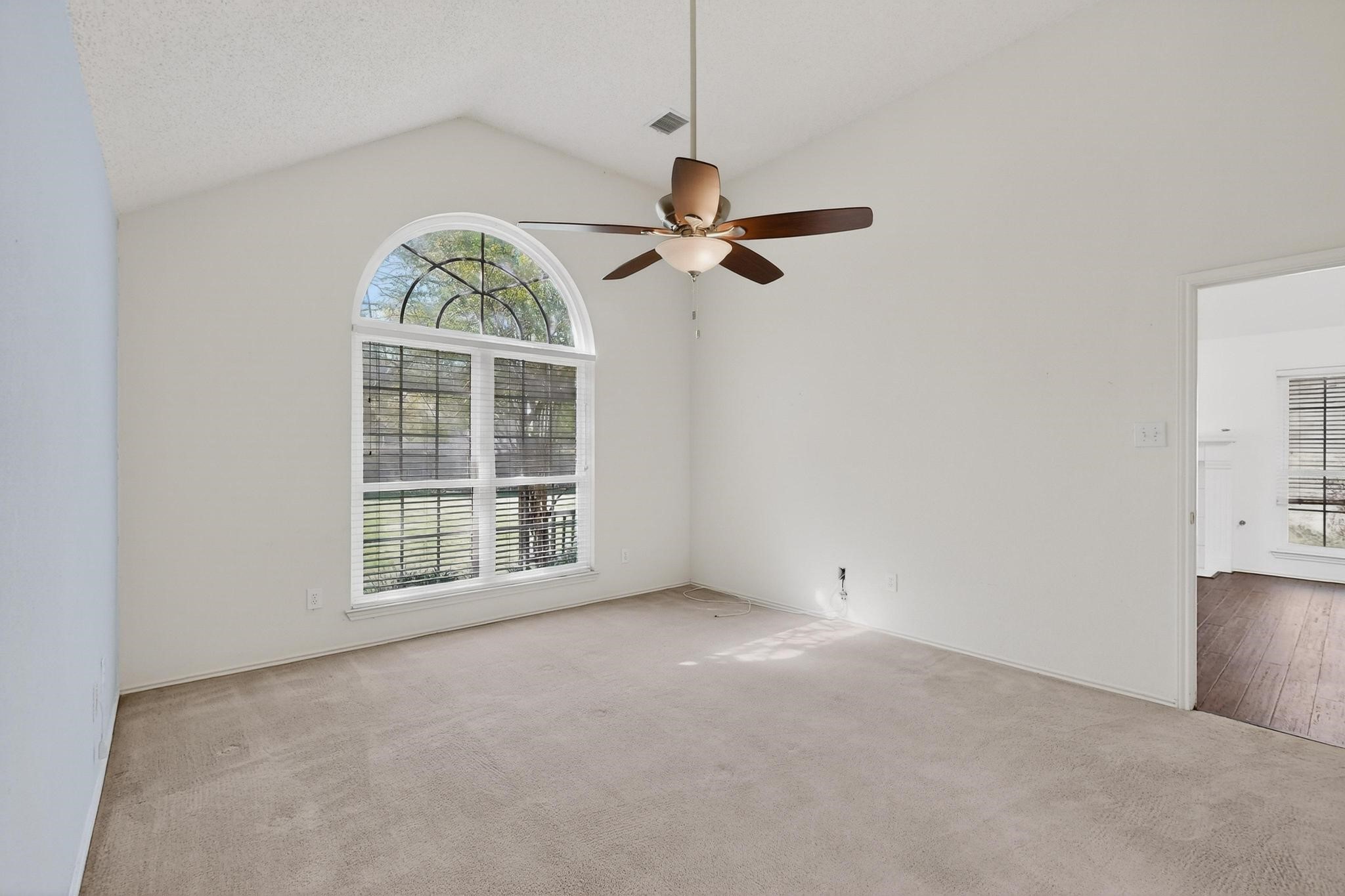 2086 Montclair Lane Lewisville TX 75067