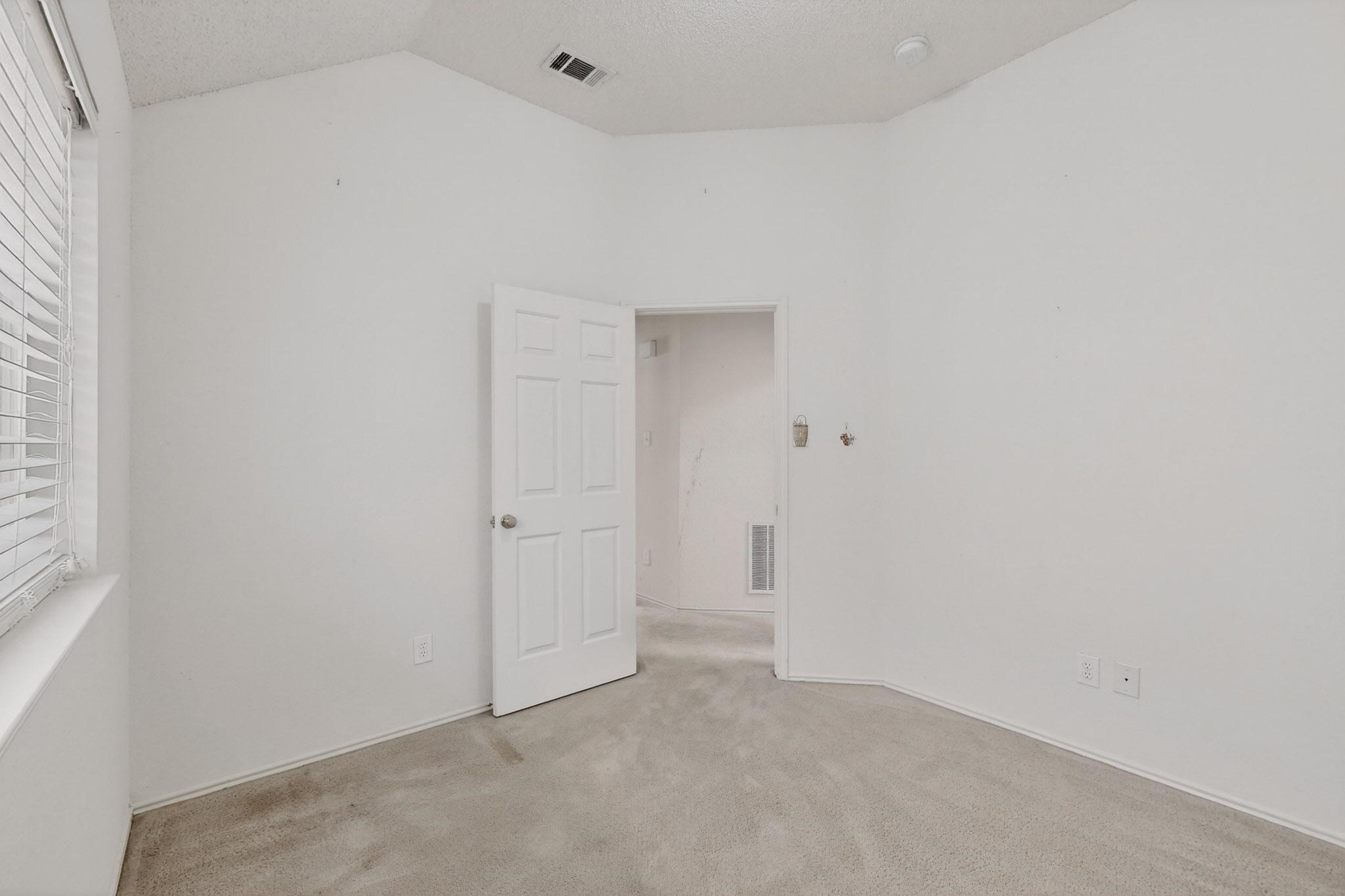 2086 Montclair Lane Lewisville TX 75067