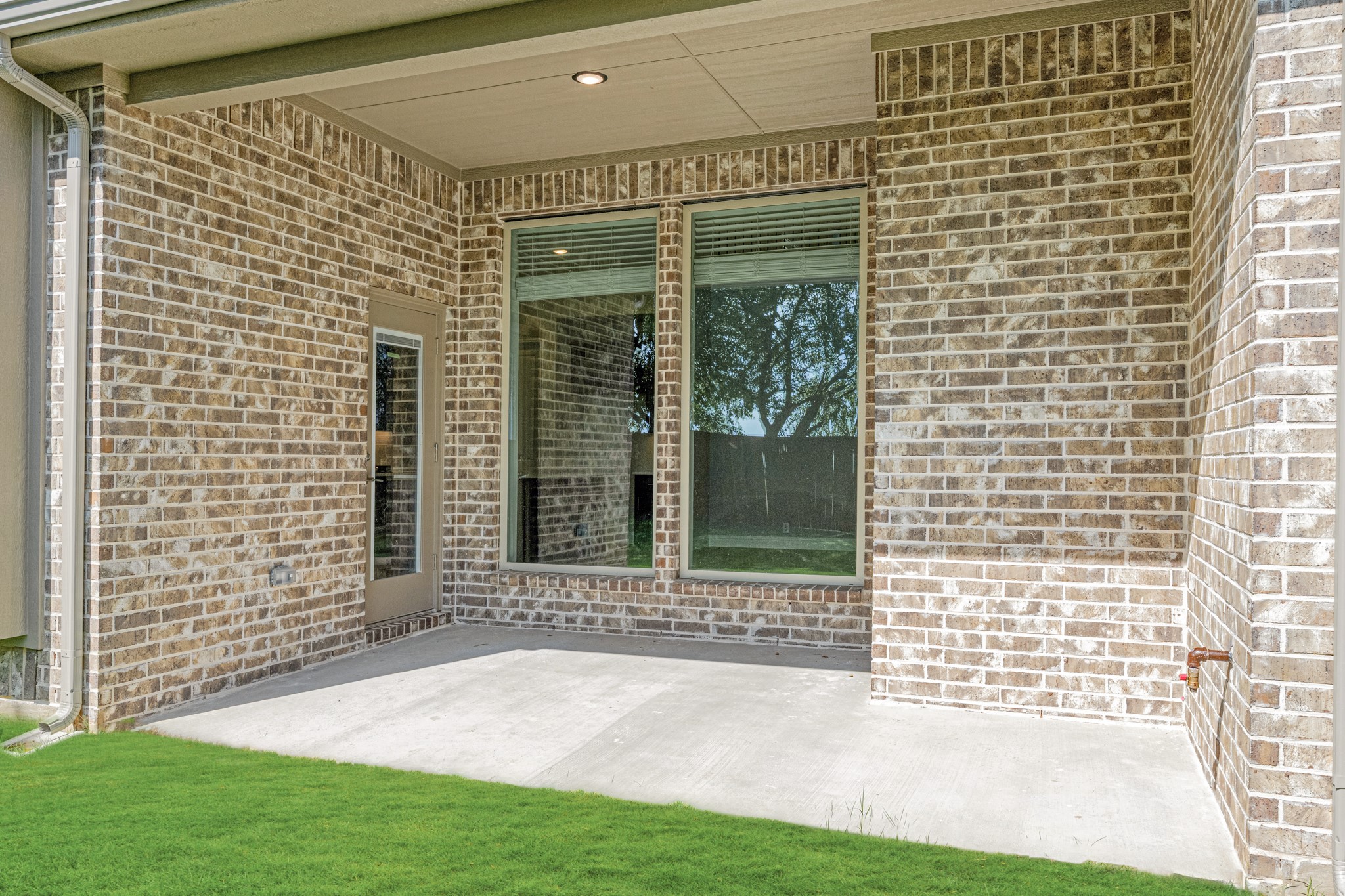 1098 Foxtail Drive Justin TX 76247