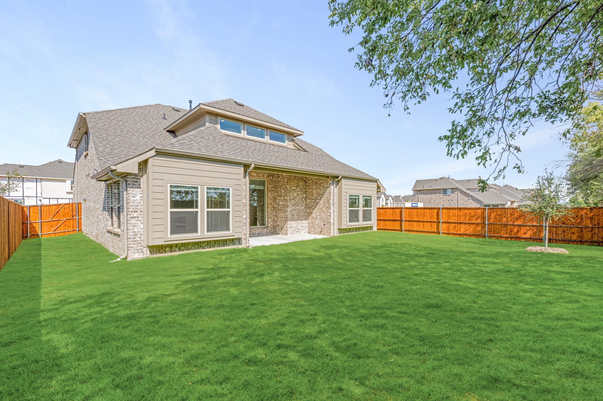 1098 Foxtail Drive Justin TX 76247