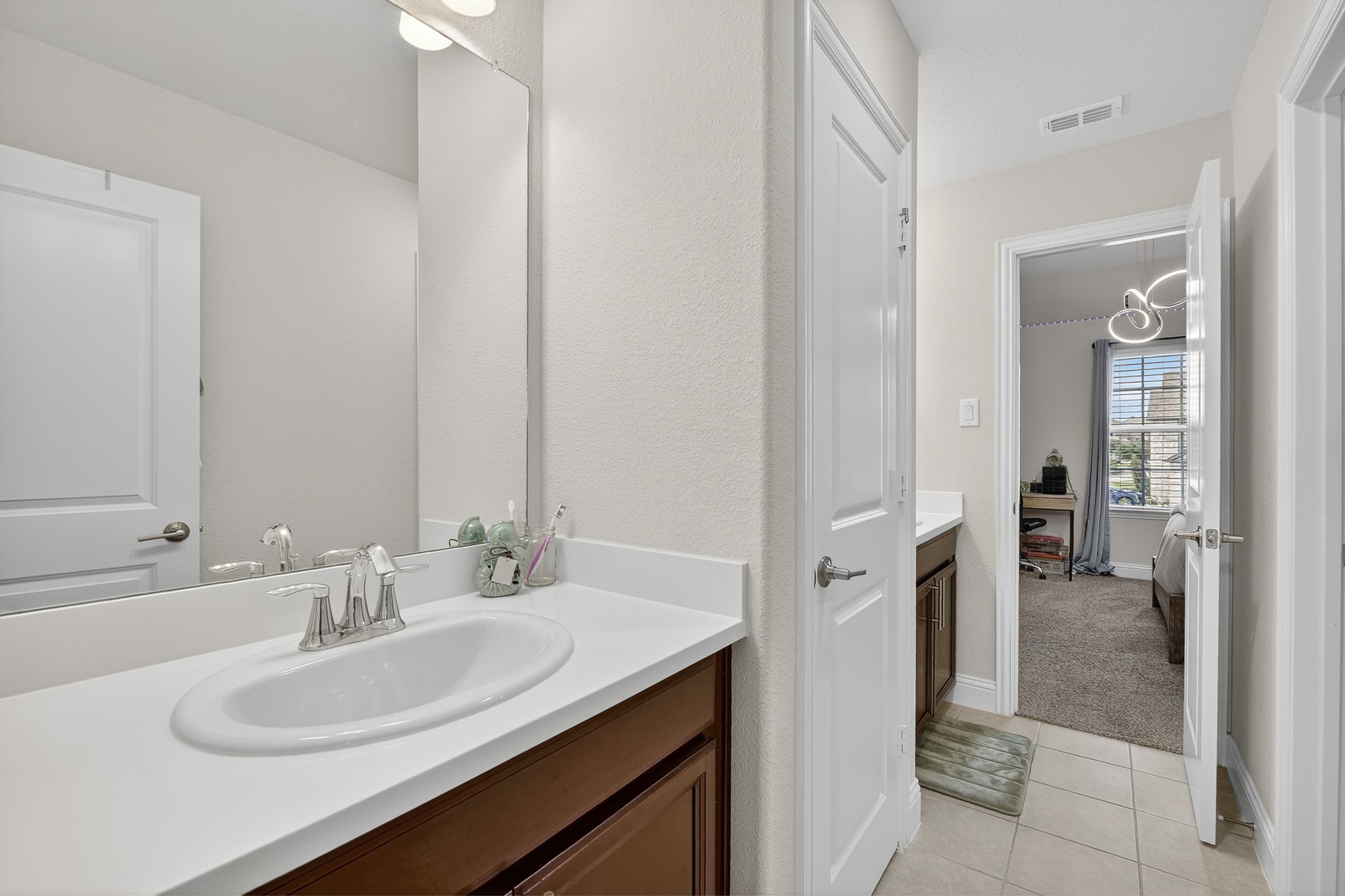 1420 Wolf Ridge Run Gunter TX 75058