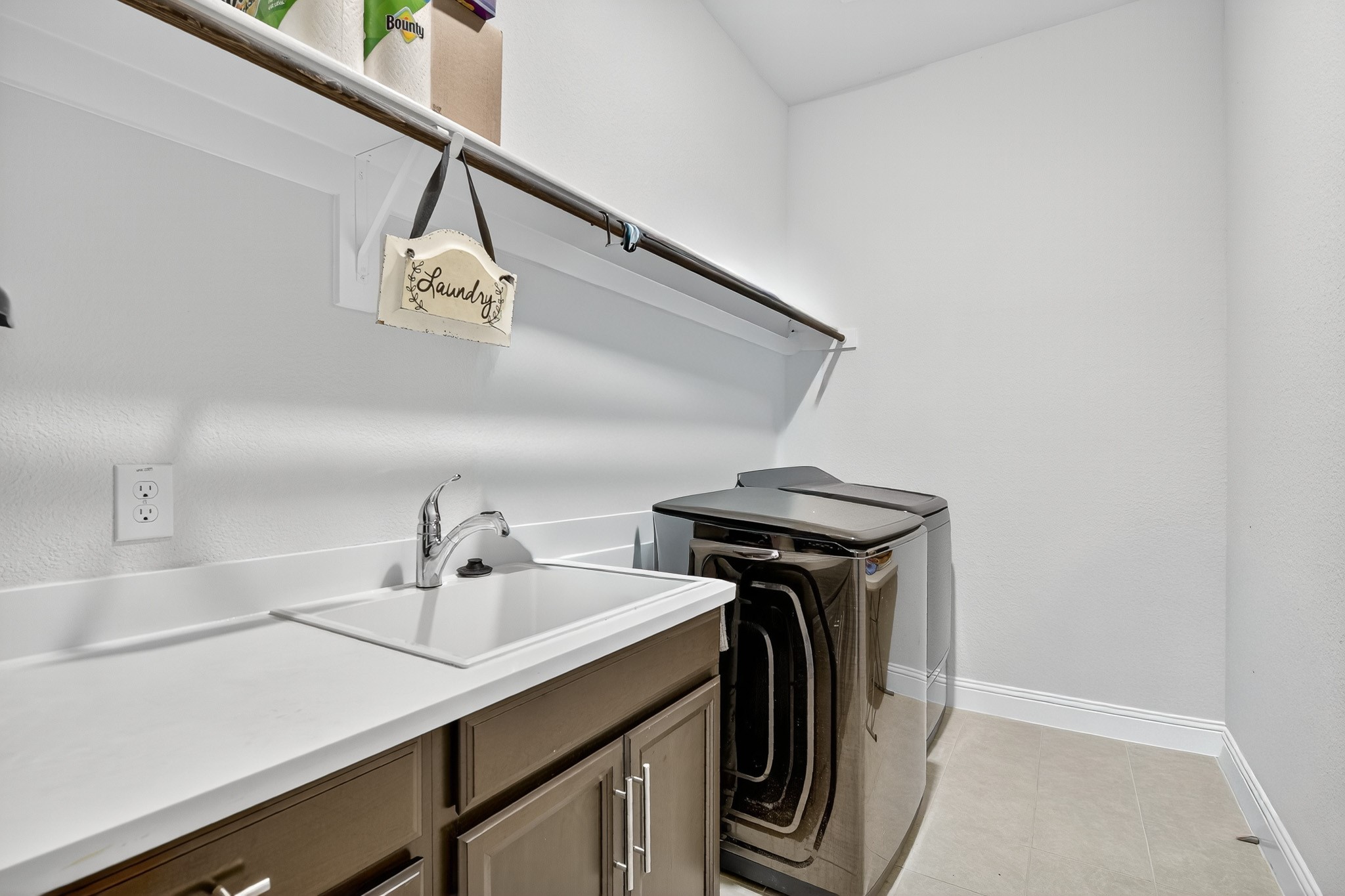 1420 Wolf Ridge Run Gunter TX 75058