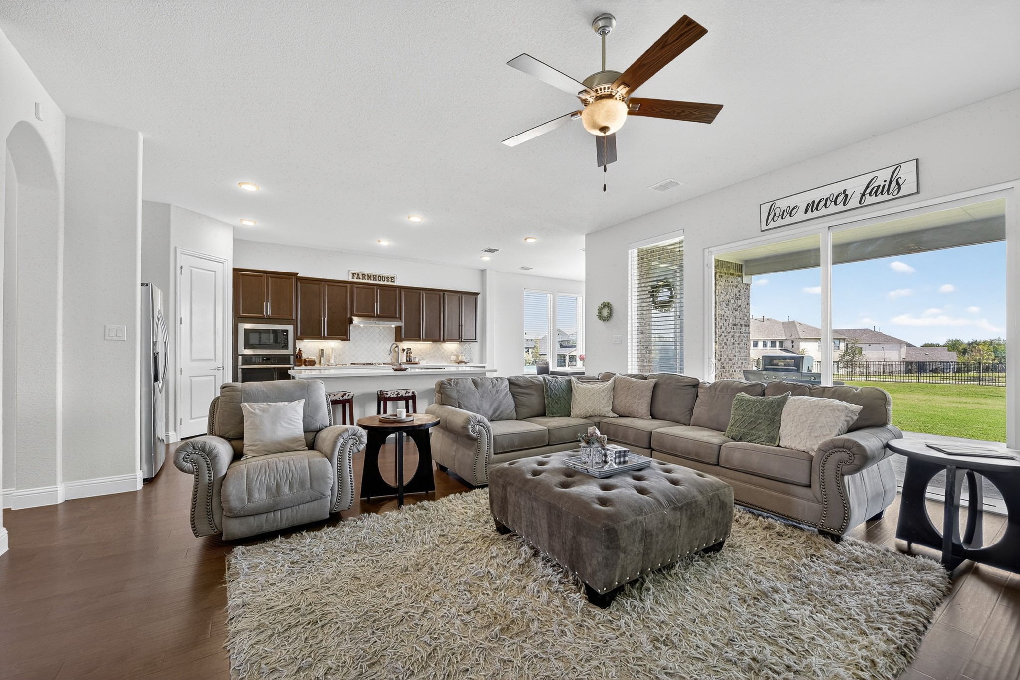1420 Wolf Ridge Run Gunter TX 75058