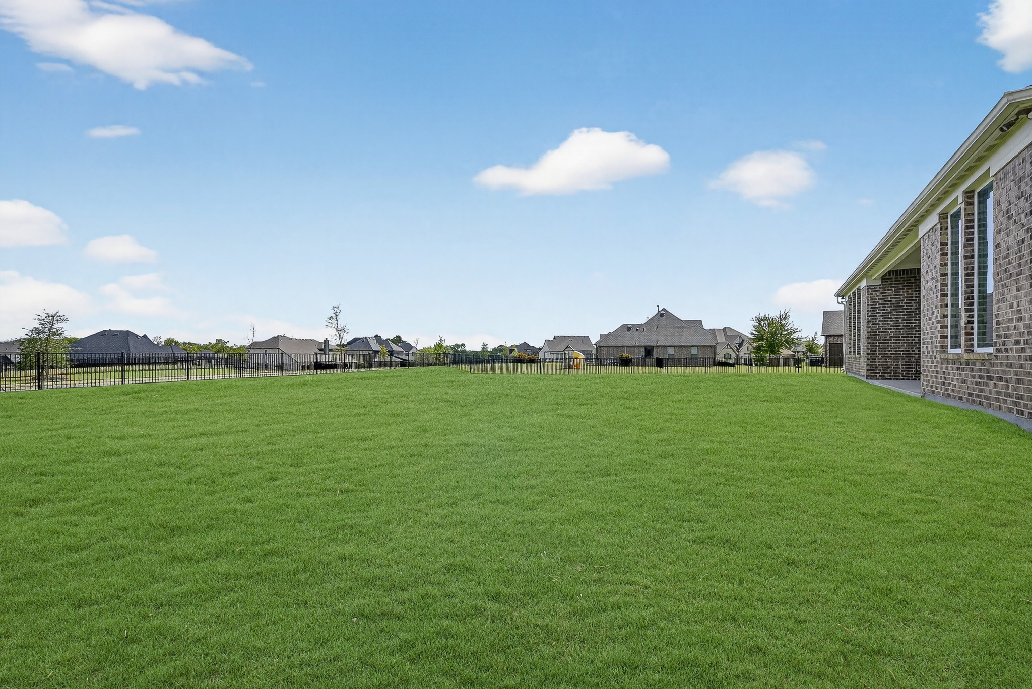 1420 Wolf Ridge Run Gunter TX 75058