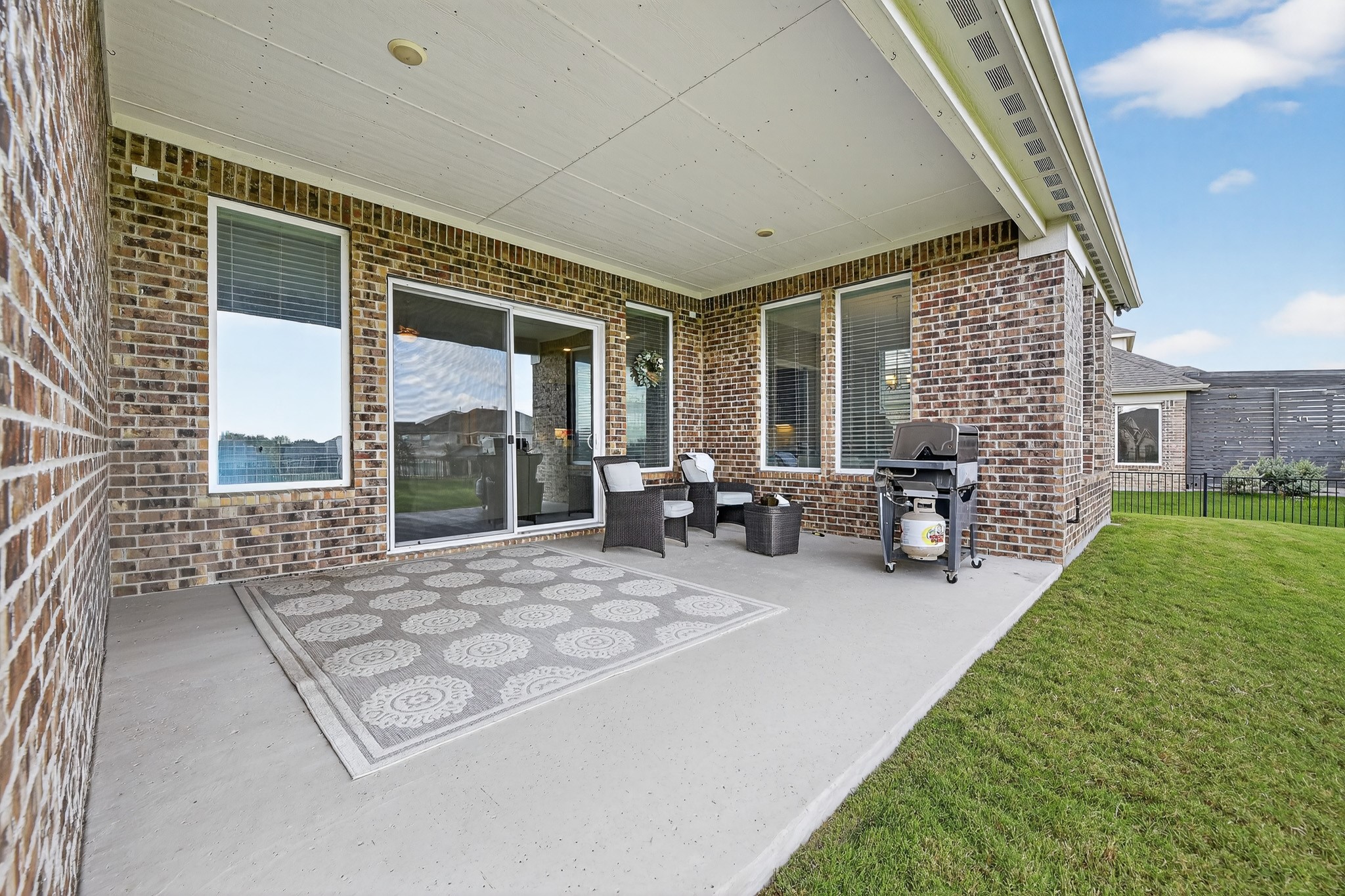 1420 Wolf Ridge Run Gunter TX 75058