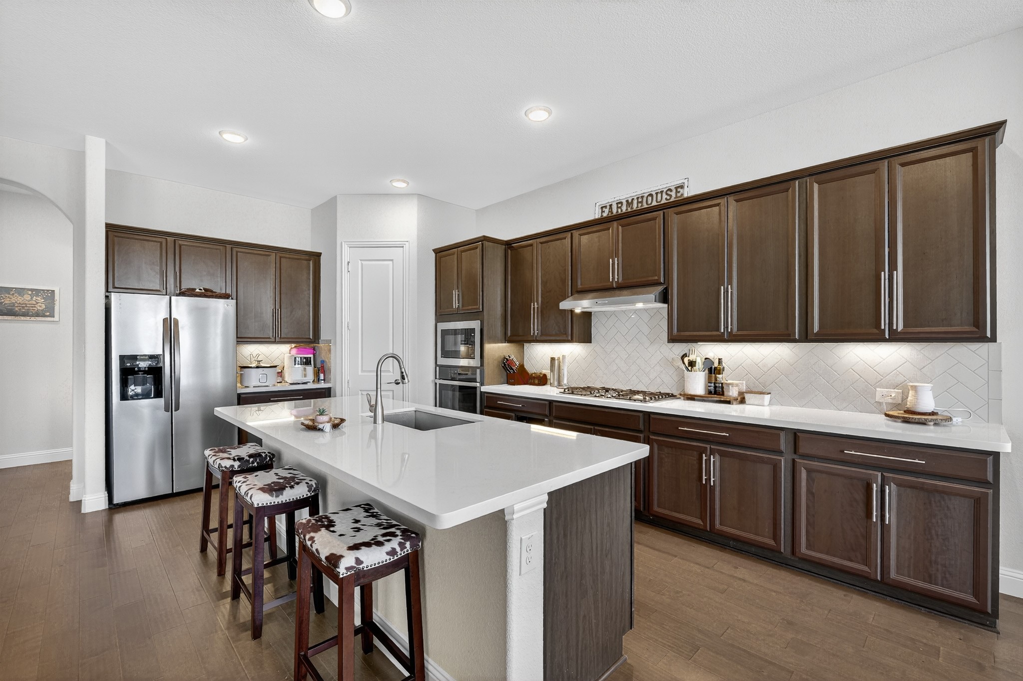 1420 Wolf Ridge Run Gunter TX 75058