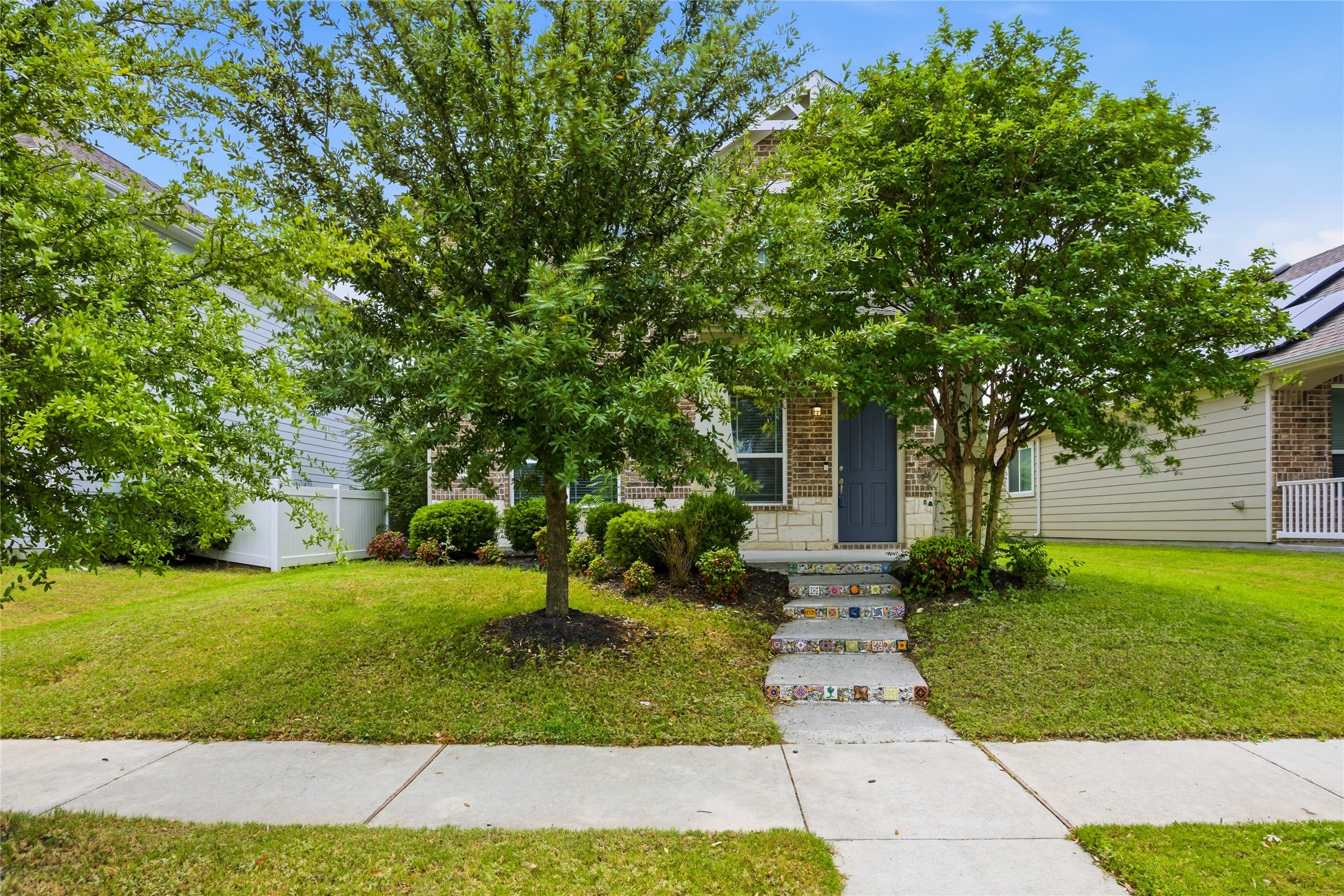 1420 Bull Street Aubrey TX 76227