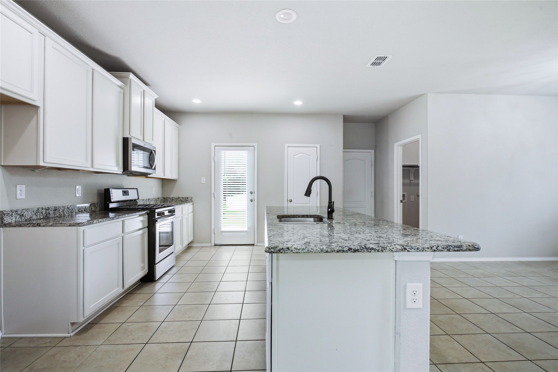 1420 Bull Street Aubrey TX 76227