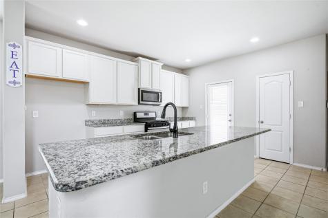 1420 Bull Street Aubrey TX 76227