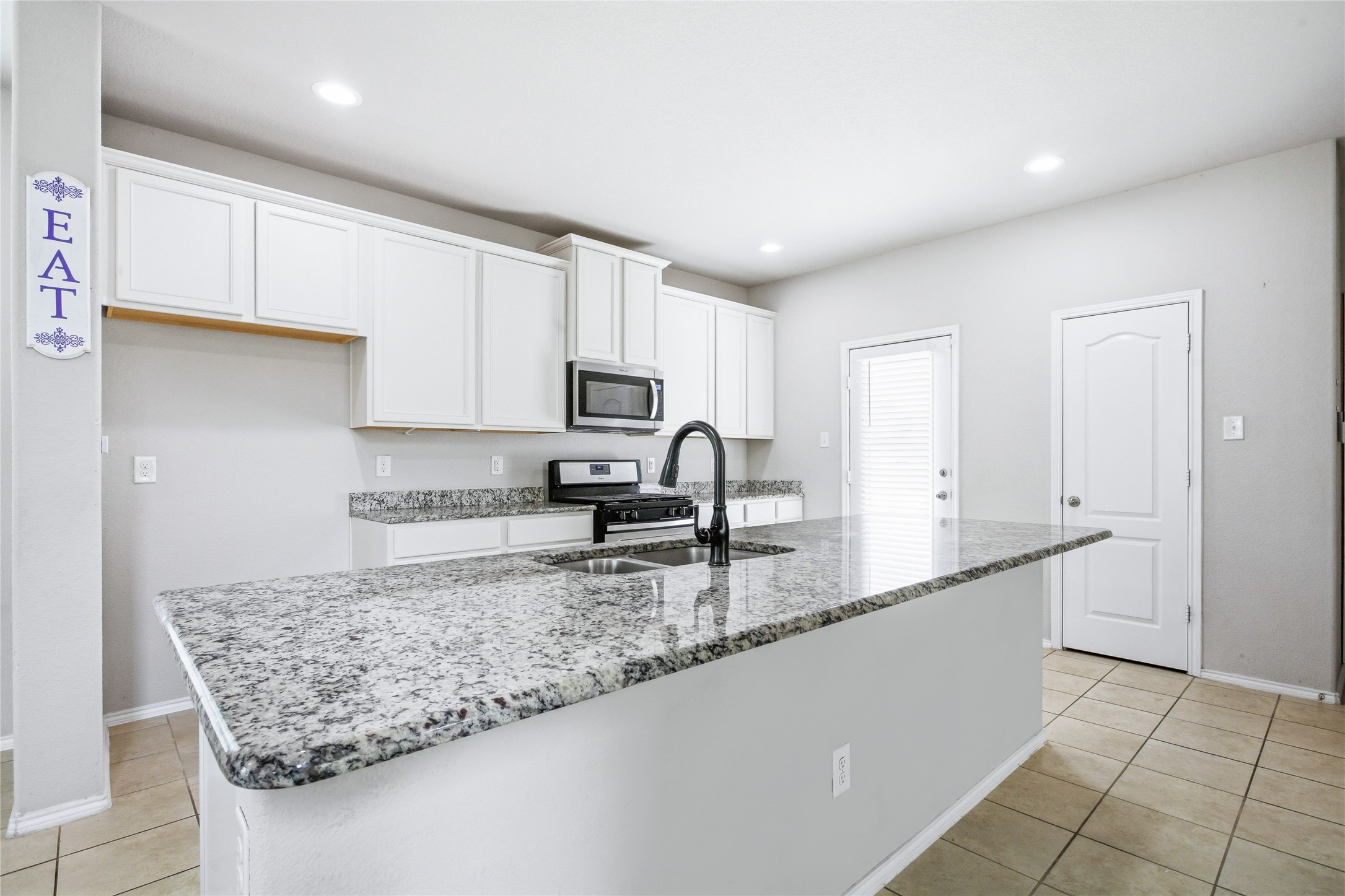 1420 Bull Street Aubrey TX 76227