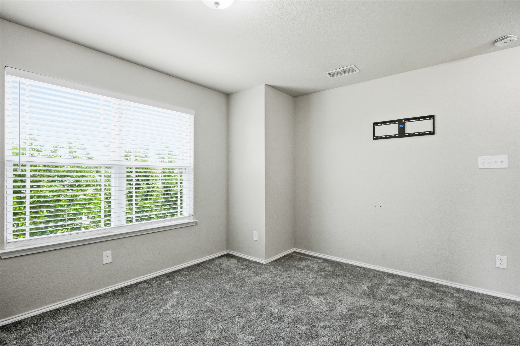1420 Bull Street Aubrey TX 76227