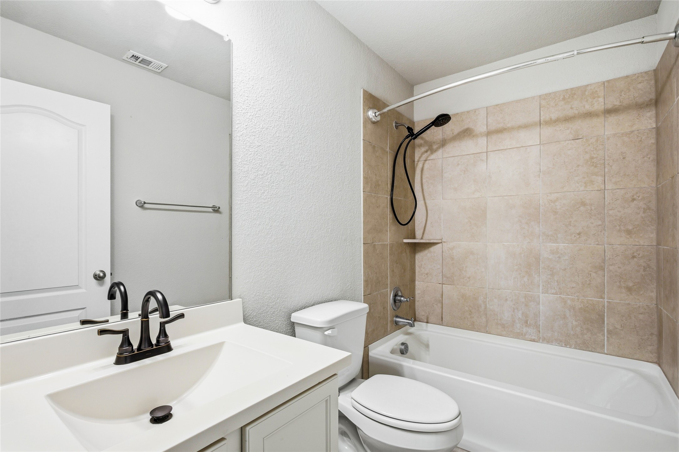 1420 Bull Street Aubrey TX 76227