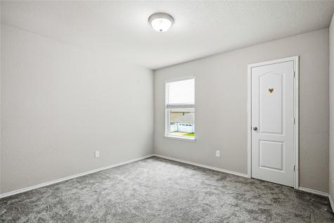1420 Bull Street Aubrey TX 76227