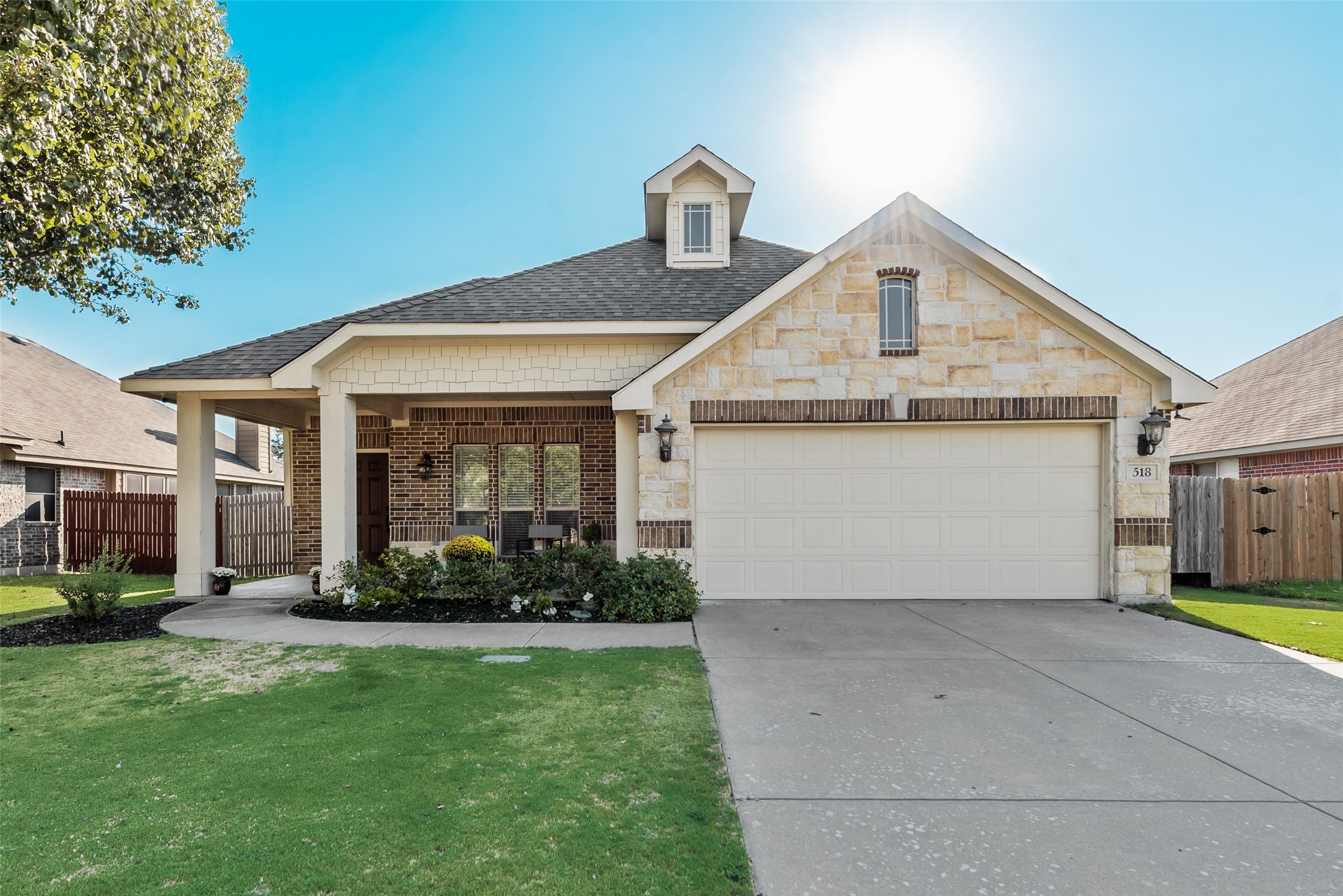 518 Royal Lane Midlothian TX 76065