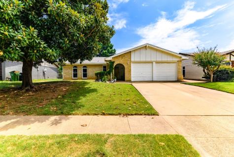 2404 Vassar Court Arlington TX 76015
