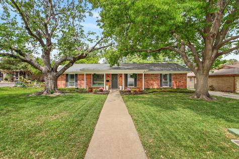 6304 Whitman Avenue Fort Worth TX 76133