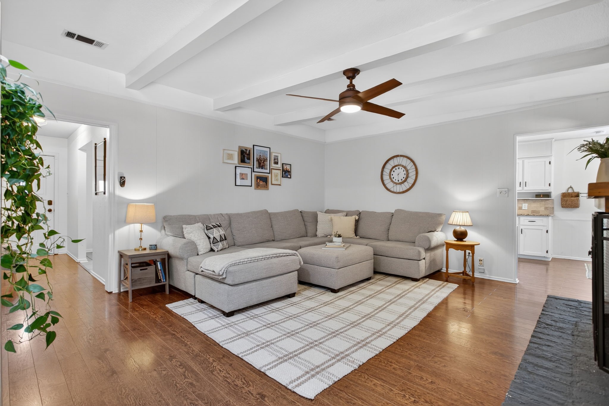 6304 Whitman Avenue Fort Worth TX 76133