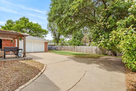 6304 Whitman Avenue Fort Worth TX 76133