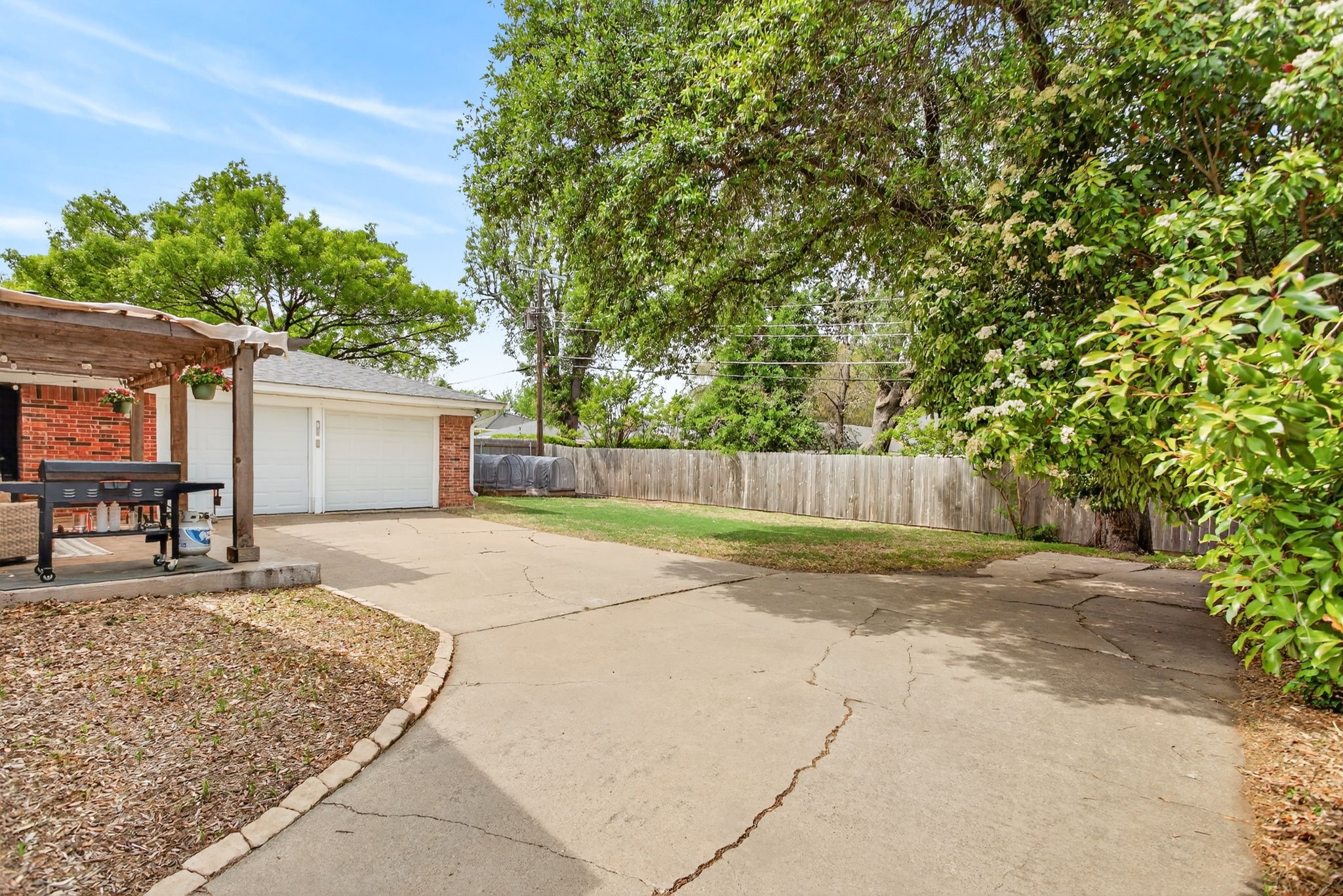 6304 Whitman Avenue Fort Worth TX 76133