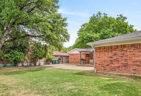 6304 Whitman Avenue Fort Worth TX 76133