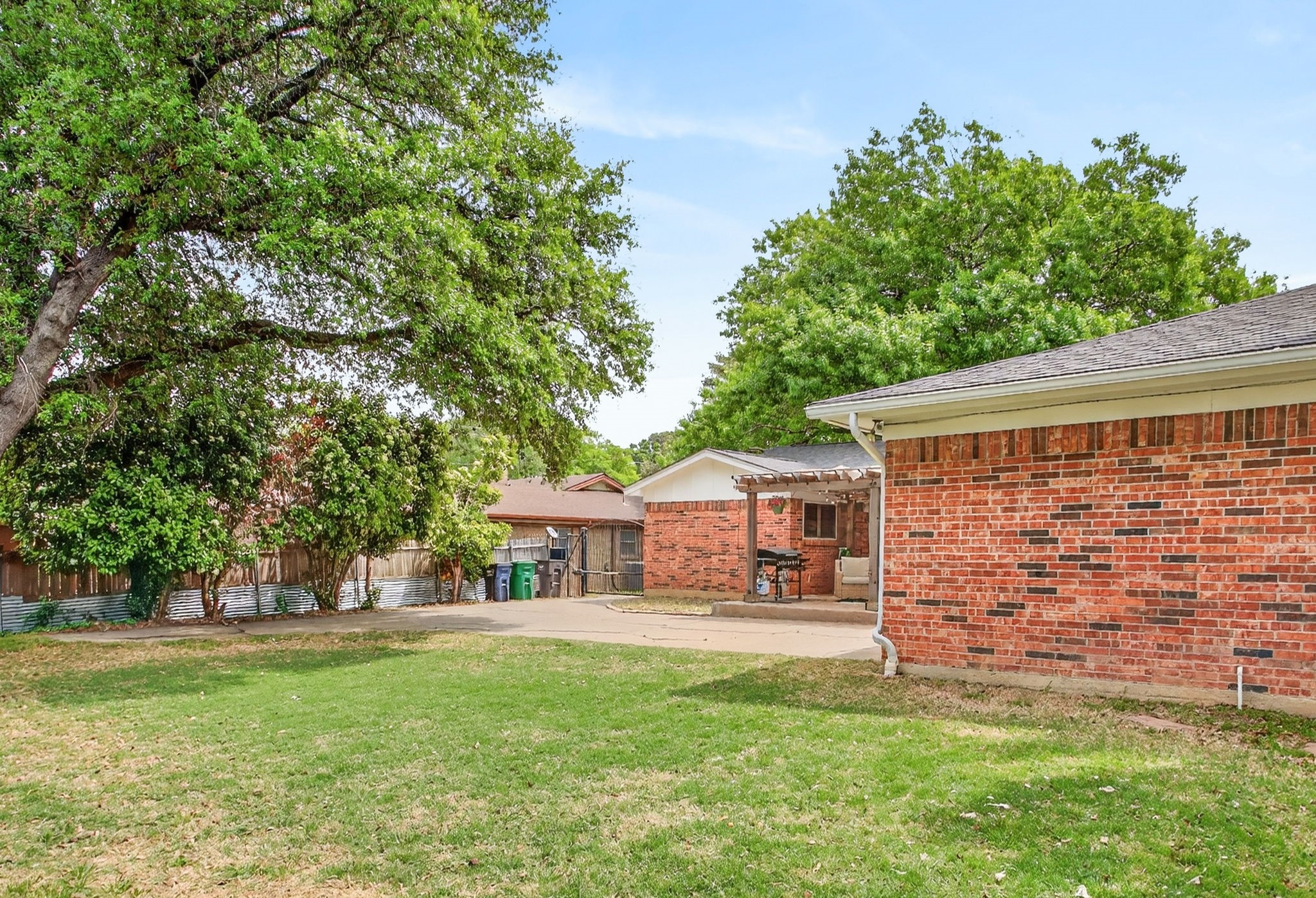 6304 Whitman Avenue Fort Worth TX 76133