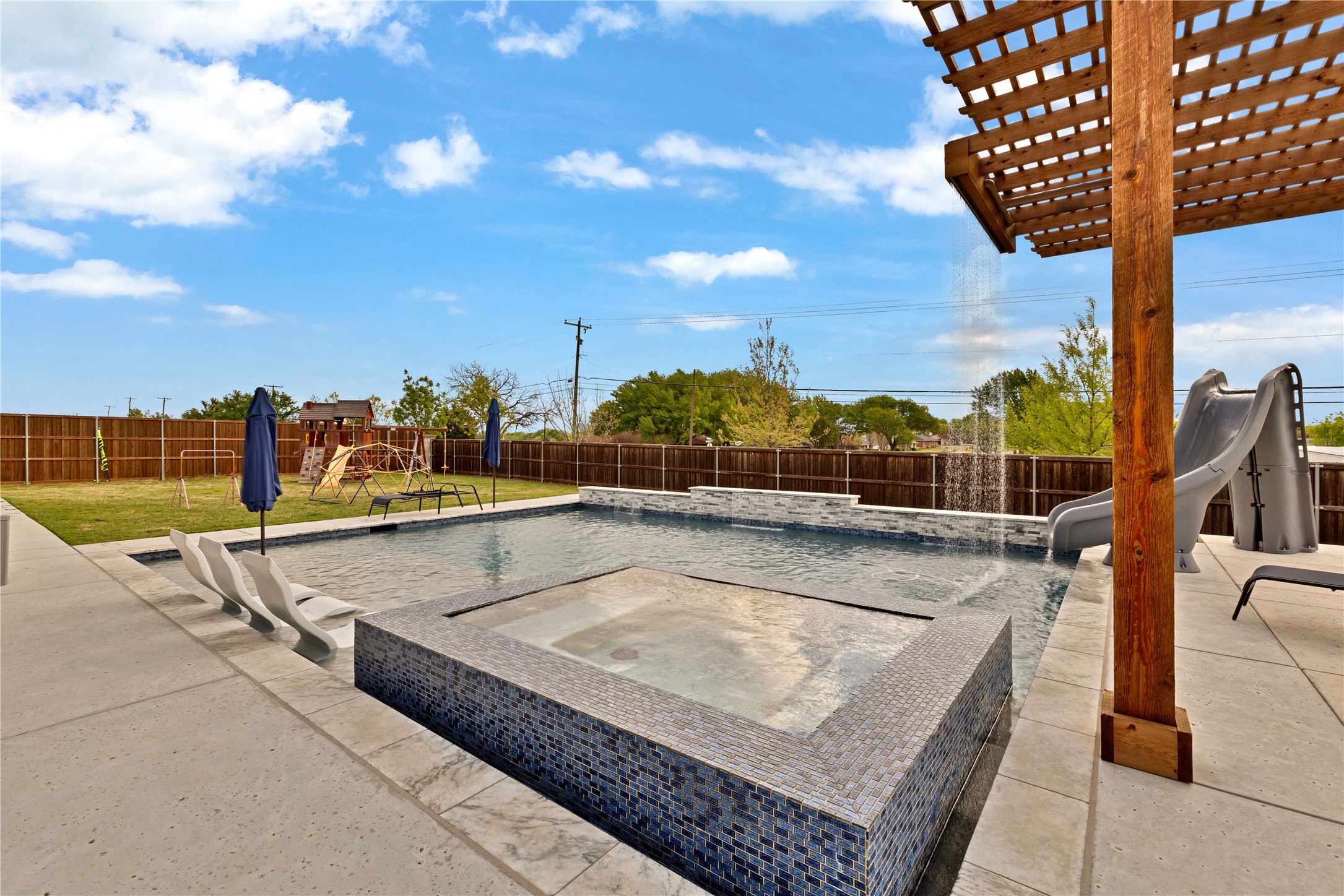 330 Penrose Drive Ovilla TX 75154