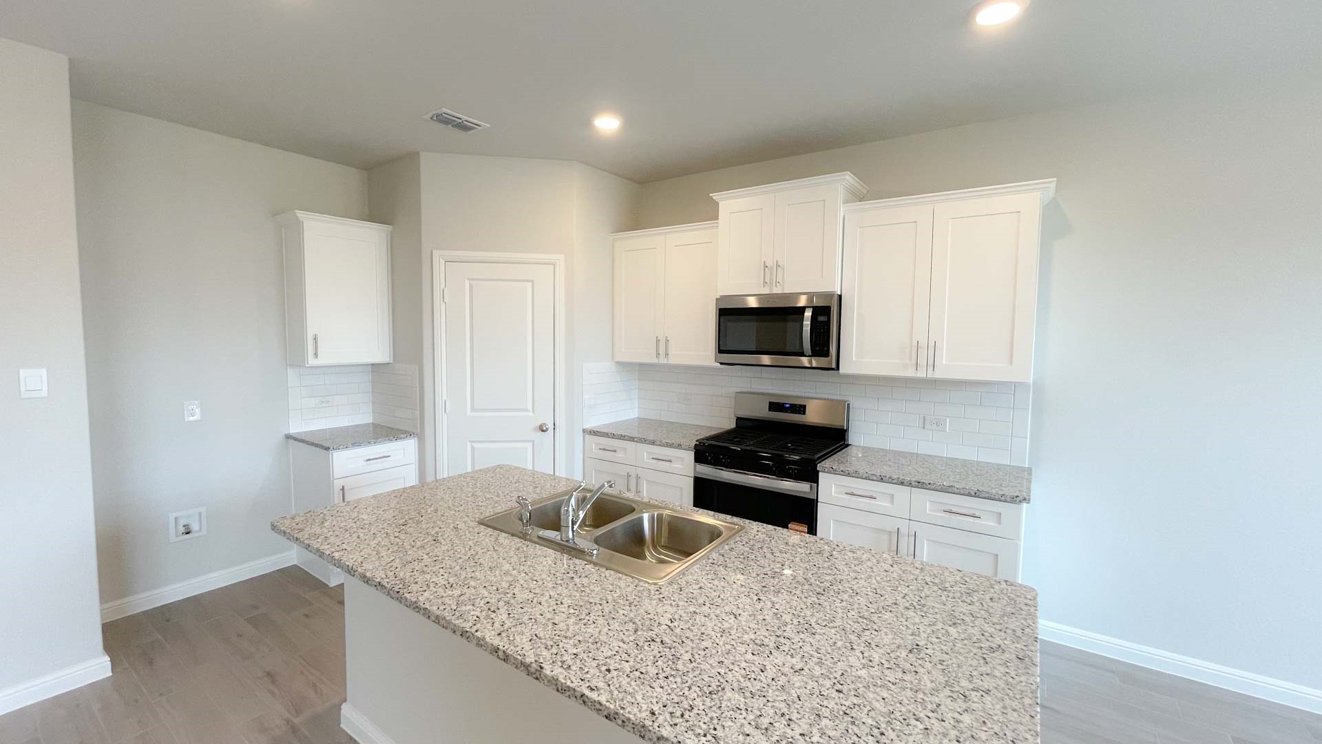 4324 Bower Hill Drive Fort Worth TX 76036