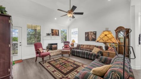 604 Holiday Hills Drive Mineral Wells TX 76067