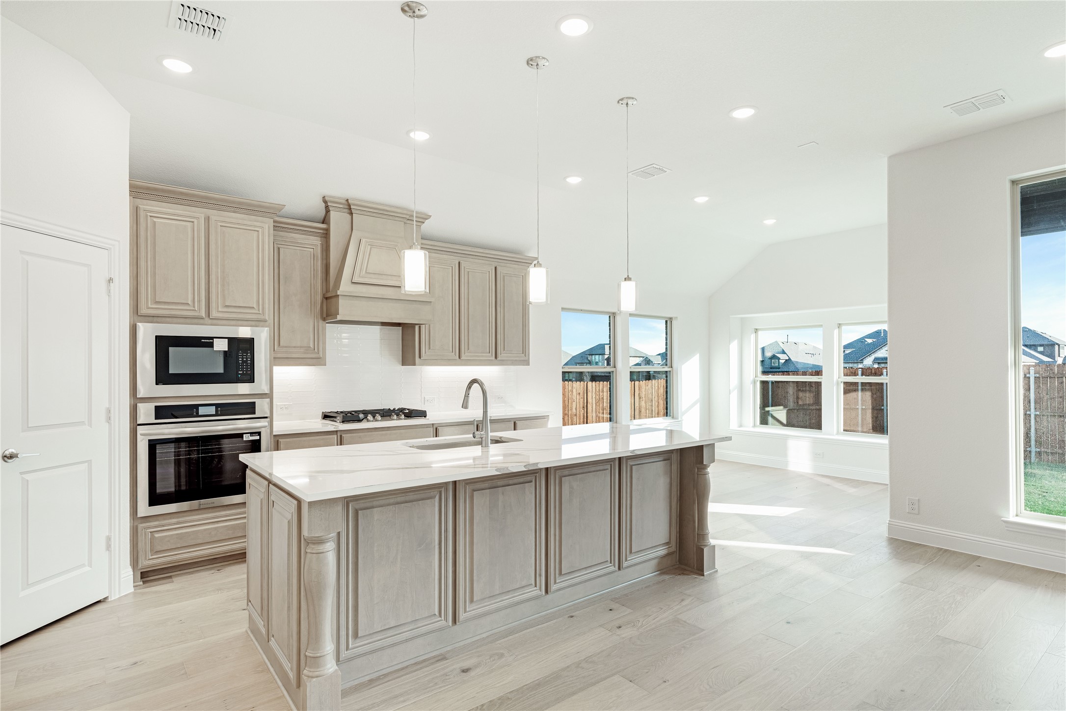 5605 Hazelnut Lane Denton TX 76226
