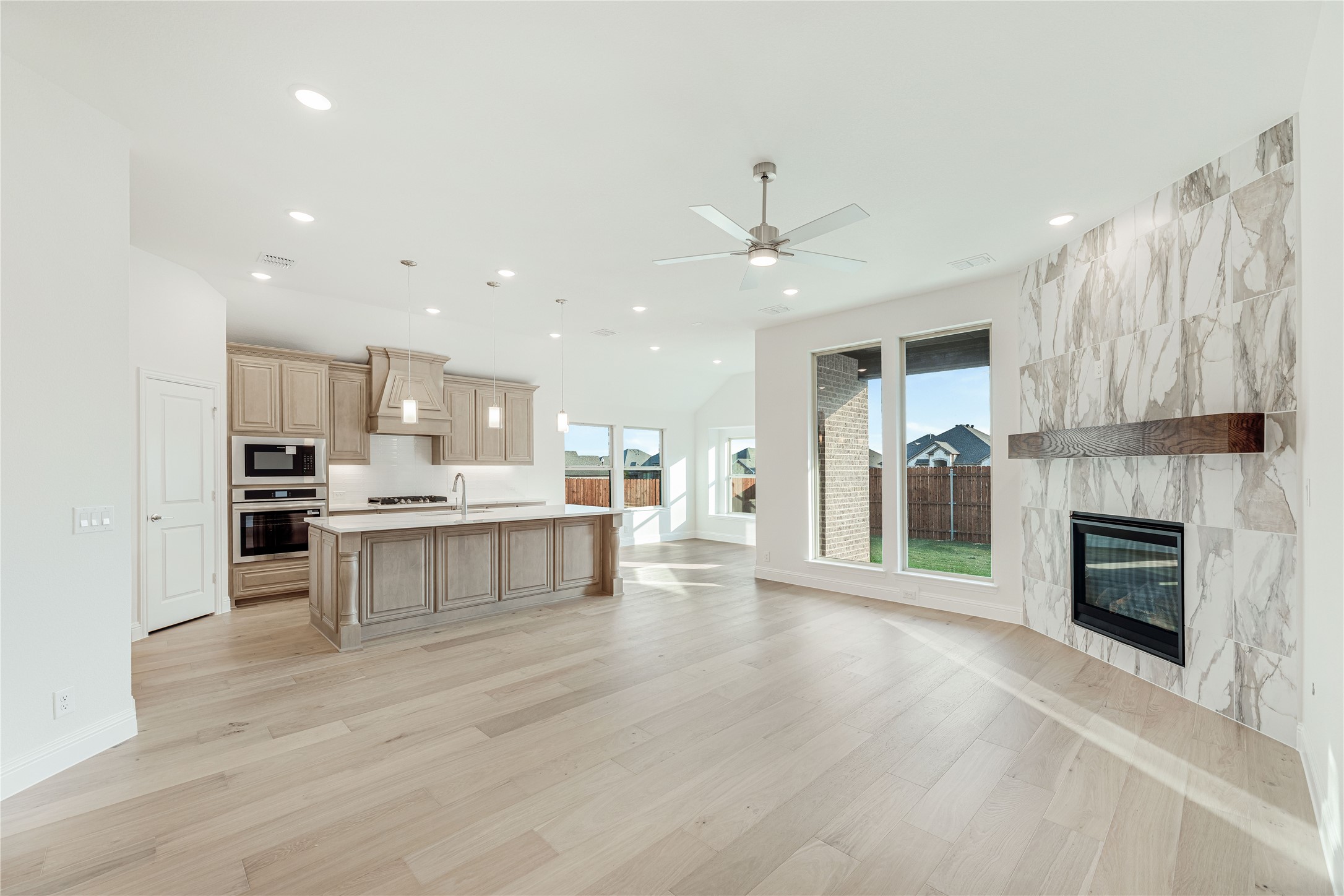 5605 Hazelnut Lane Denton TX 76226