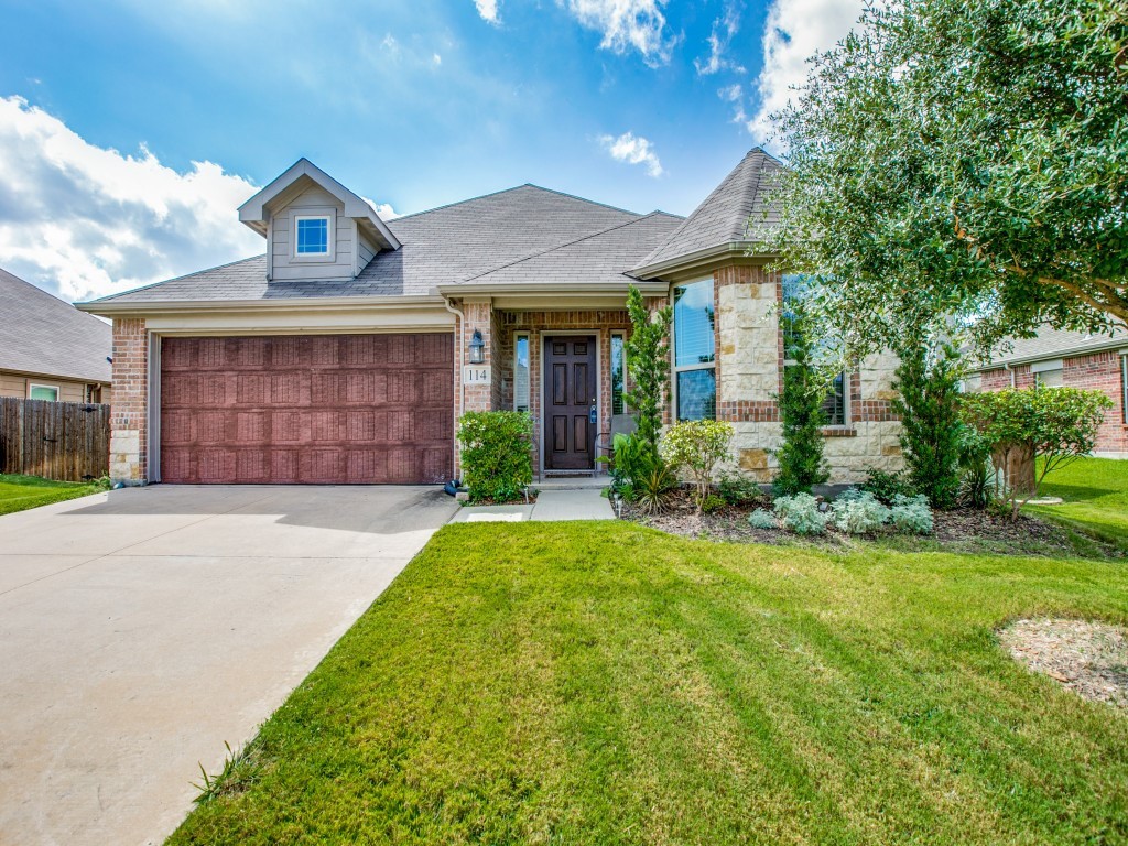 114 Eagle Feather Drive Waxahachie TX 75165