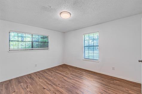 7821 N State Highway 34 Oak Ridge TX 75161